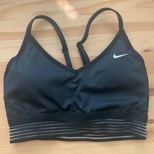 Nike Pro Indy Bra Mesh Striped Band